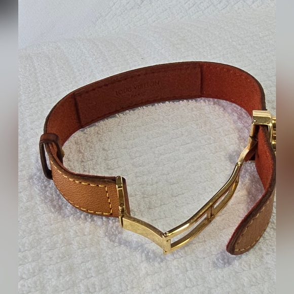 Louis Vuitton Vachetta Goodluck Bracelet - Picture 2 of 6